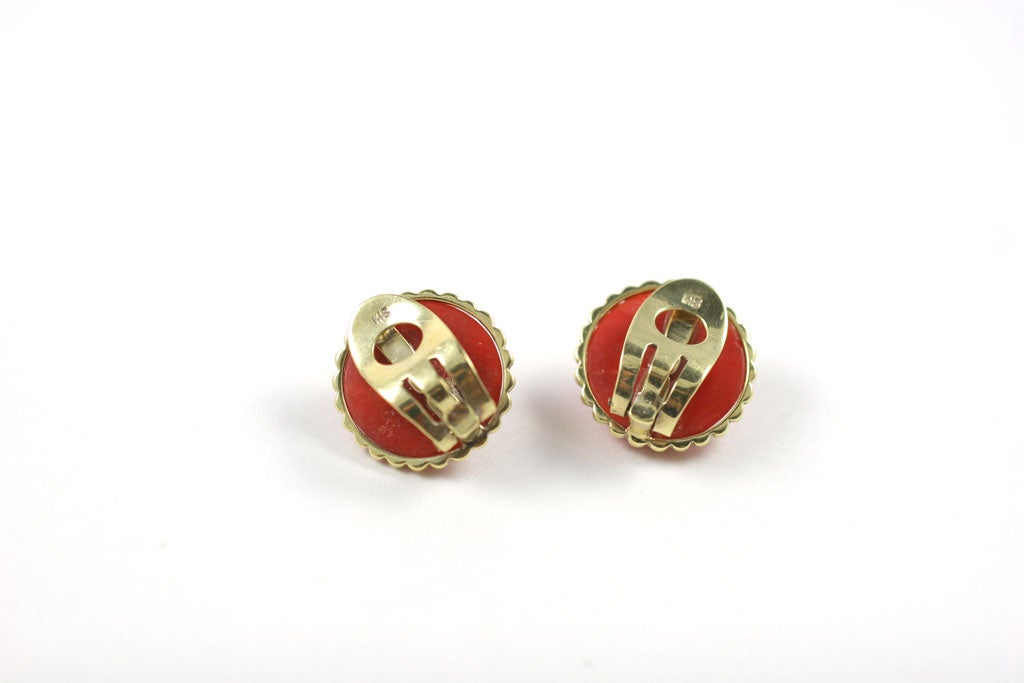 1960s Coral Diamond Button Earclips For Sale 1