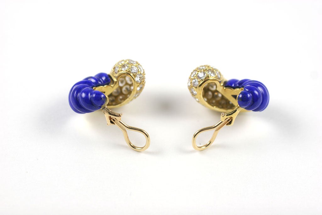 1970s Lapis Lazuli Diamond Earclips In Excellent Condition For Sale In New York, NY