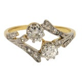 Lovely " Toi et Moi " diamond ring