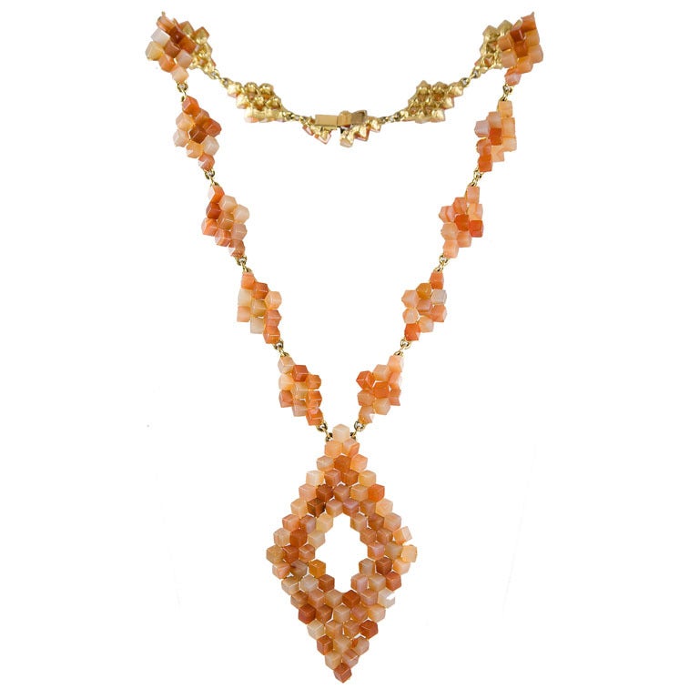 Diamond Pattern Agate Necklace