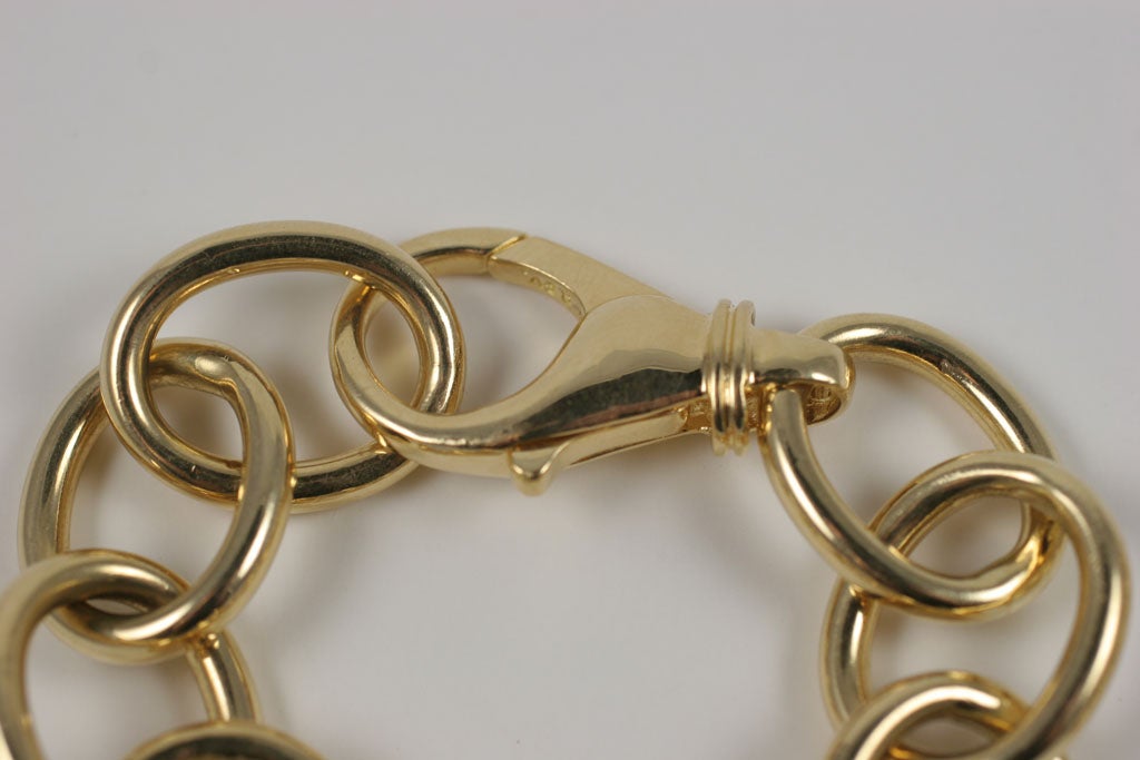 Women's Gold Oval Link Bracelet Small For Sale