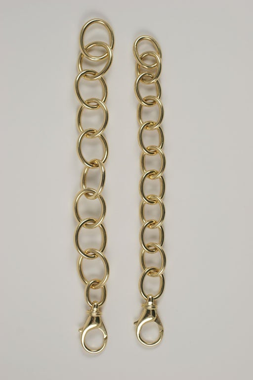 Gold Oval Link Bracelet Small For Sale 1