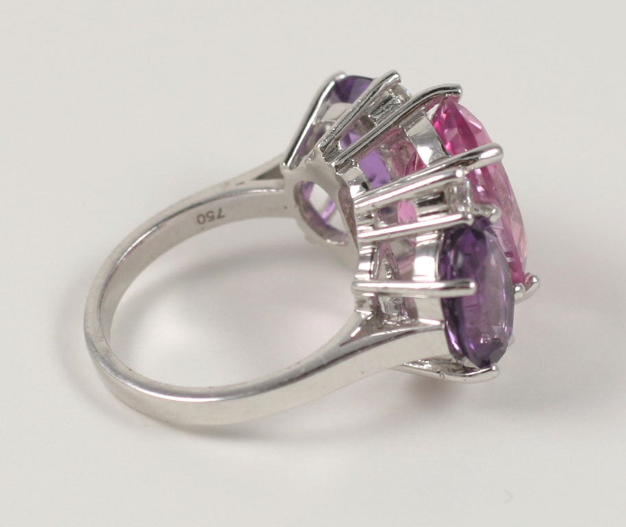 Grande bague GUM DROPTM avec topaze rose, améthyste et diamants en vente 2