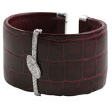 Burgundy Leather & Diamond Clip, 1.07 cts, 18kt White Gold