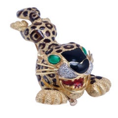 Pouncing Adorable Gold Leopard Pin