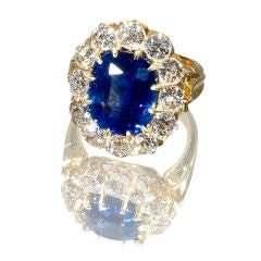 Vintage Burmese Sapphire 10.03 Carats and Diamond Cluster Ring
