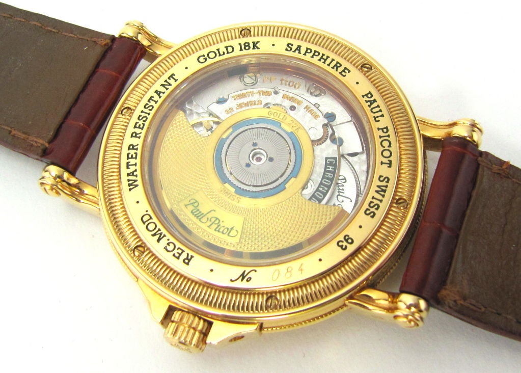 Hübsche Uhr in limitierter Auflage aus 18 Karat Gold von Paul Picot:: ca. 1990er Jahre. Die Uhr verfügt über ein dezentrales Zifferblatt mit Stundenanzeige:: eine zentrale Minutenanzeige:: eine 44-Stunden-Gangreserveanzeige:: das Datum und die