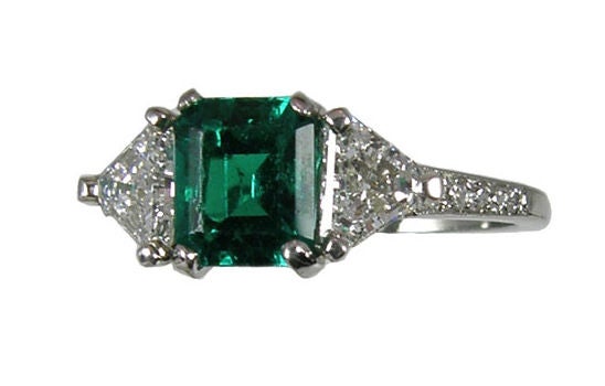 Tiffany & Co. Fine Emerald cut Emerald, 1.04 carats and 2 