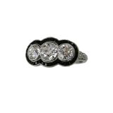 Shreve 
Co. Platinum 3 Diamond Ring