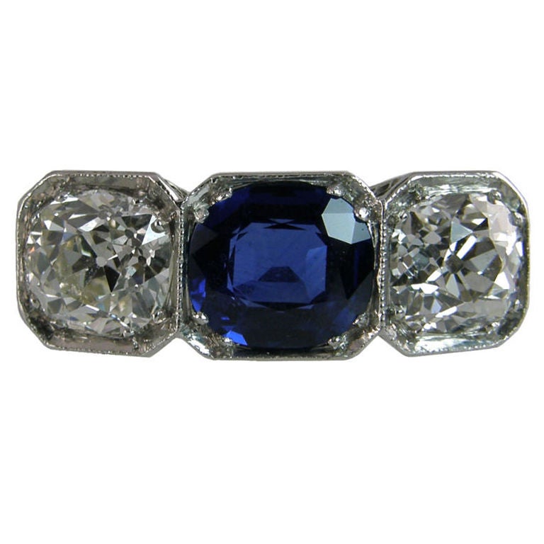 GIA certified Sapphire and Diamond 3 stone Ring For Sale
