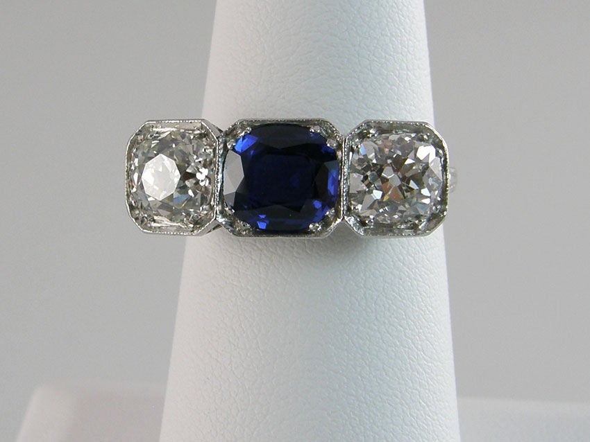 Women's GIA certified Sapphire and Diamond 3 stone Ring For Sale