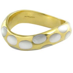 Tiffany Cummings Gold Pearl Oval Dot Bracelet