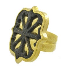 Gurhan Large Gold Shield Ring