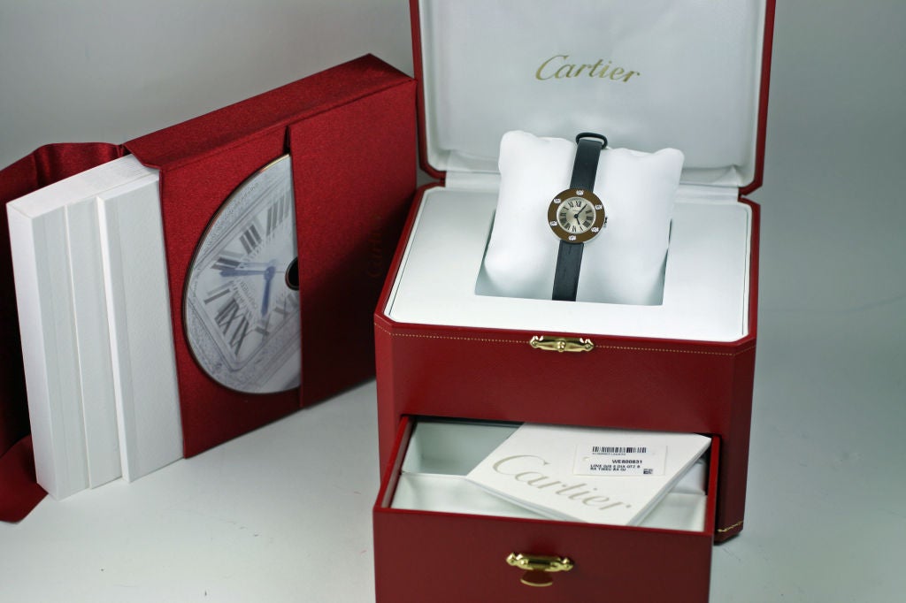 Description: This Cartier 