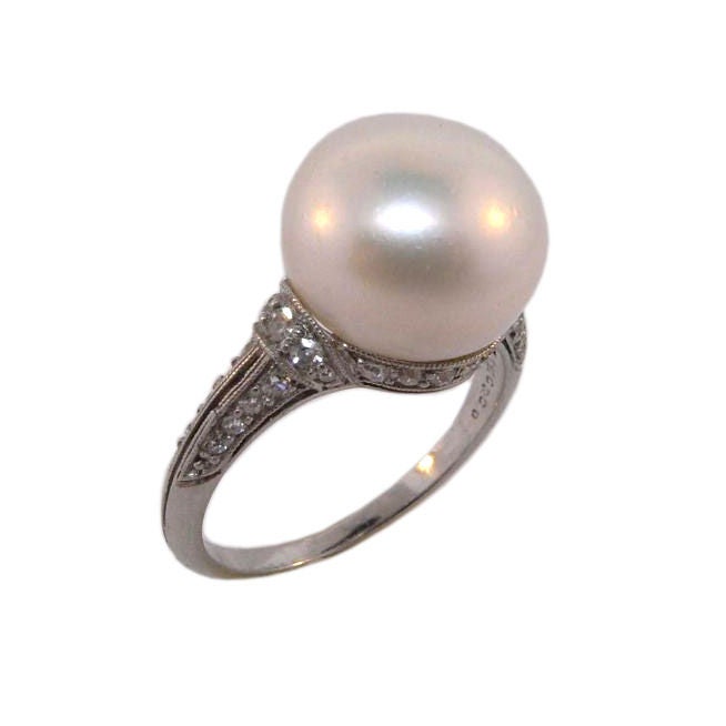 JE Caldwell pearl and diamond ring For Sale