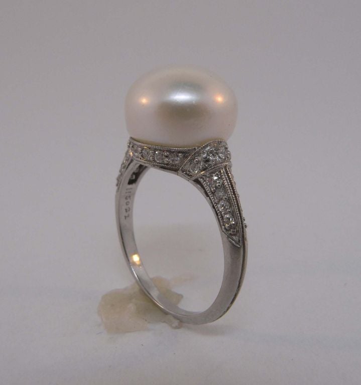 Women's JE Caldwell pearl and diamond ring For Sale