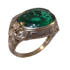 Antique Early Deco emerald and diamond ring