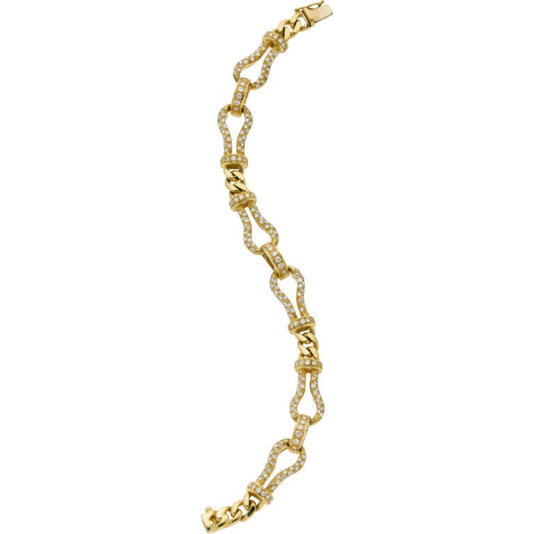 Full Cut Diamond Horse Shoe Motif Bracelet, 3.85 CT, 18 KT