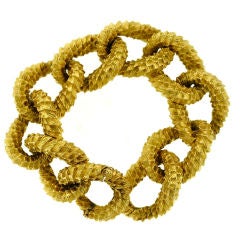 Unique Tiffany Textured Gold Link Bracelet