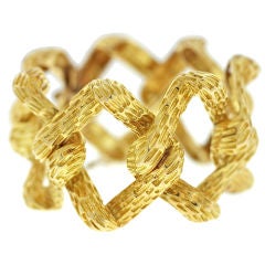 Exceptional Tiffany Textured Gold Link Bracelet