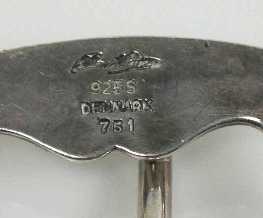 Georg Jensen sterling silver belt buckle No. 751. Designed by Hans Hansen in the 1960's. Measures 2