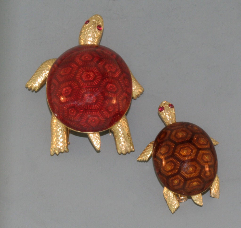 Enamel Gold Turtle Pin by BOUCHERON Paris