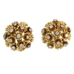 En Tremblant Gold and Diamond Floral Cluster Earclips