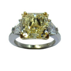 Fancy Yellow Diamond Internally Flawless Platinum Ring