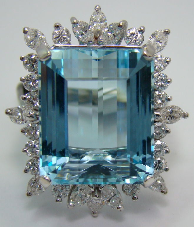 1950s Aquamarine Diamond Gold Ring 3