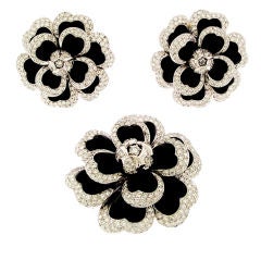 Chanel Onyx and Diamond Chic Chanel Onyx and Diamond Chic