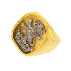 Lion Crest Ring