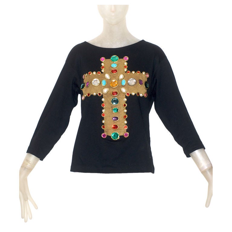 We are having Icon week at RARE vintage with exceptional pieces from iconic designers. This is from the extremely famous collection of Lacroix that was on the very first cover of Vogue when Anna Wintour became Editor in Chief.