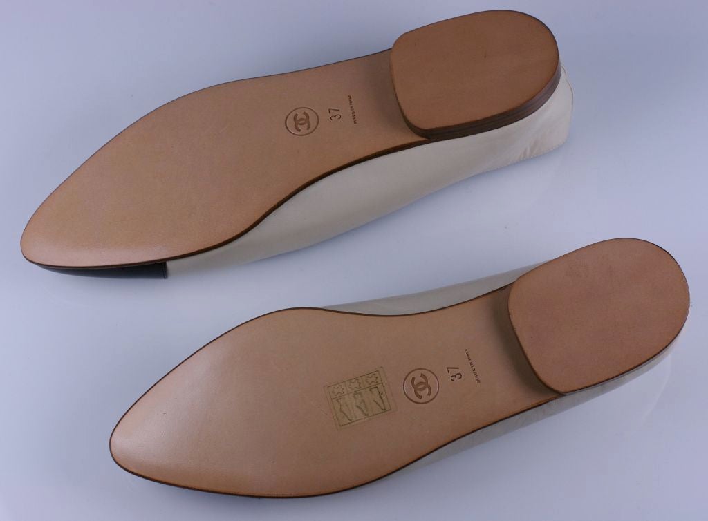 chanel classic flats