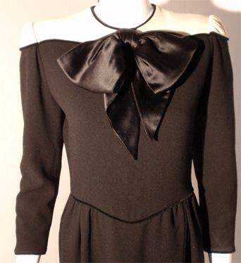 Valentino Black and Cream Wool Day Dress, Circa 1980's For Sale 2