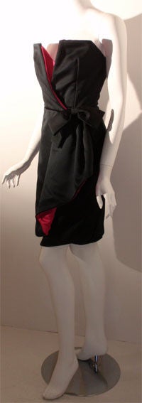 Victor Costa Black and Pink Silk Cocktail Dress, Circa 1980s In Excellent Condition For Sale In Los Angeles, CA