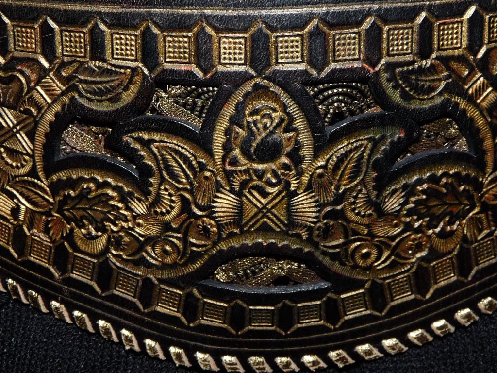 'Ceaser of Gstaad' Hand Made Leather & Metal Belt 1