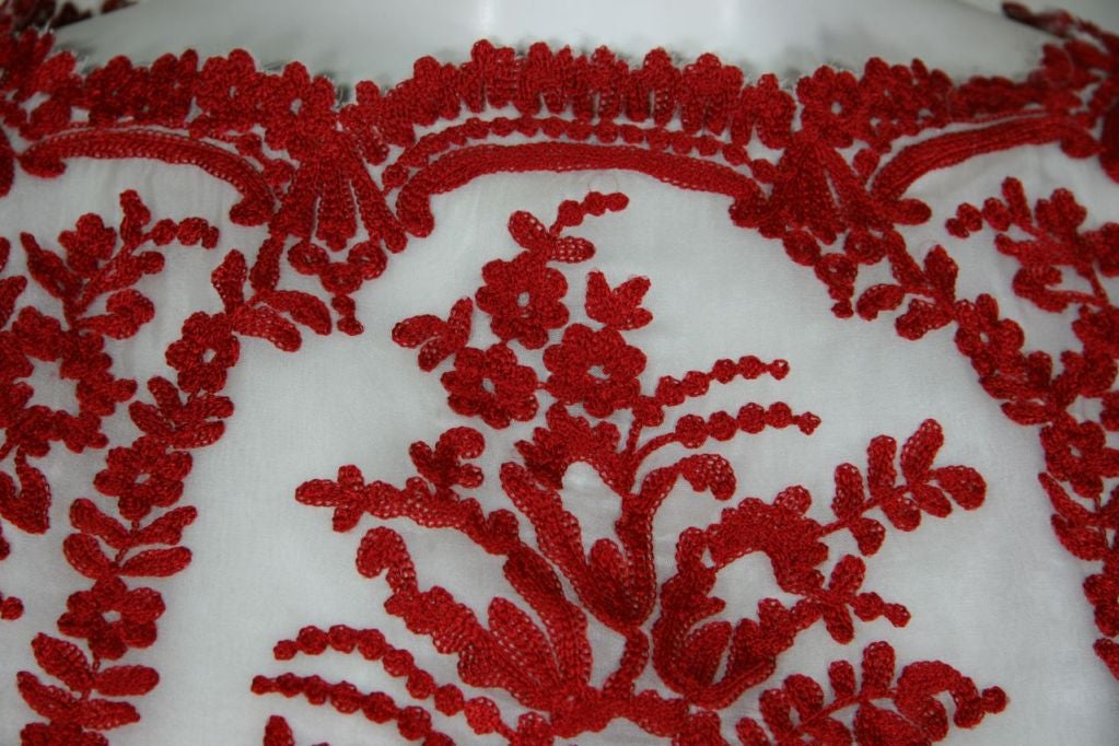 Oscar de la Renta White Organza Gown w/Red Embroidery 2