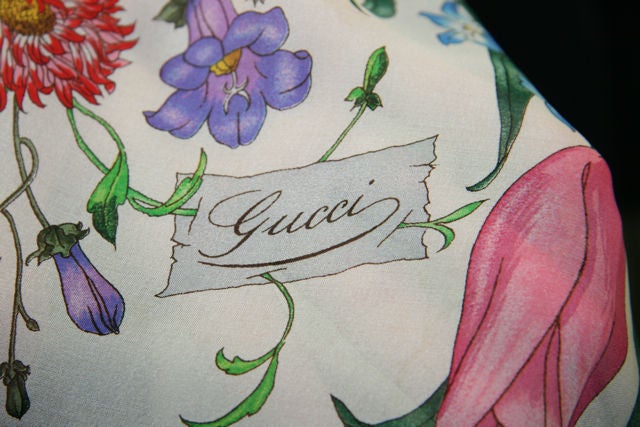 Gucci Floral Silk Scarf For Sale 3