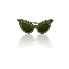 Retro 1950's Lucite Cat Eye Sunglasses