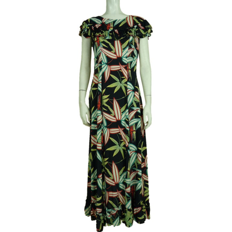 1940
s Hawaiian Rayon Print Dress