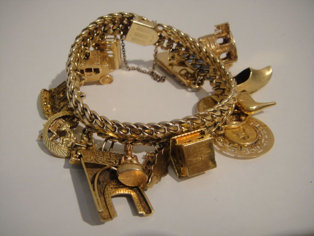 Heavy Serpentine Chain Charm Bracelet