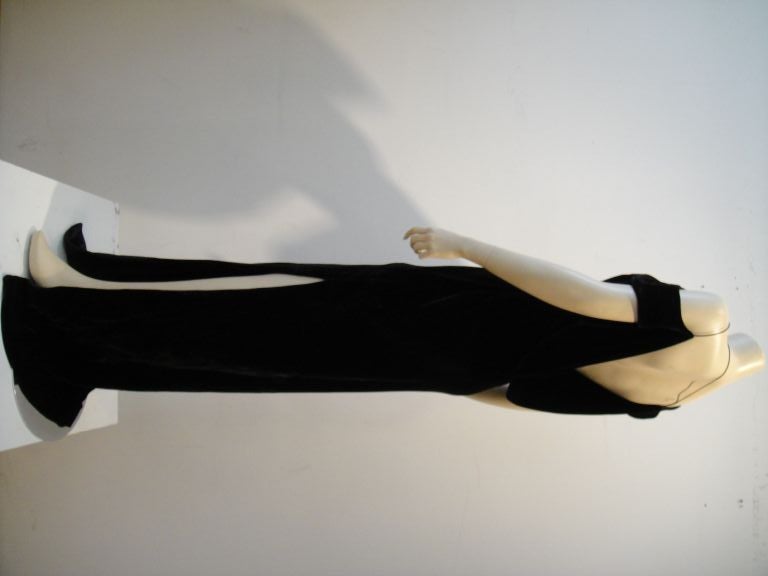 Richard Tyler Black Velvet Asymmetrical Column Gown