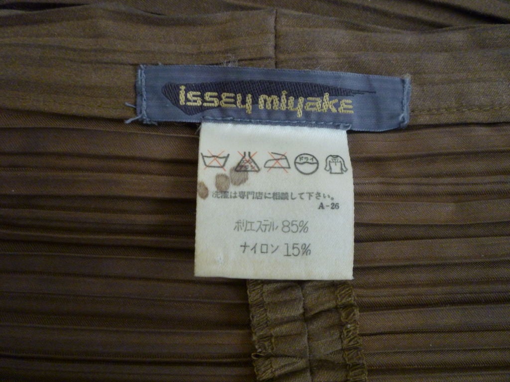 Issey Miyake 80s Pleated Khaki Zip Jacket 4