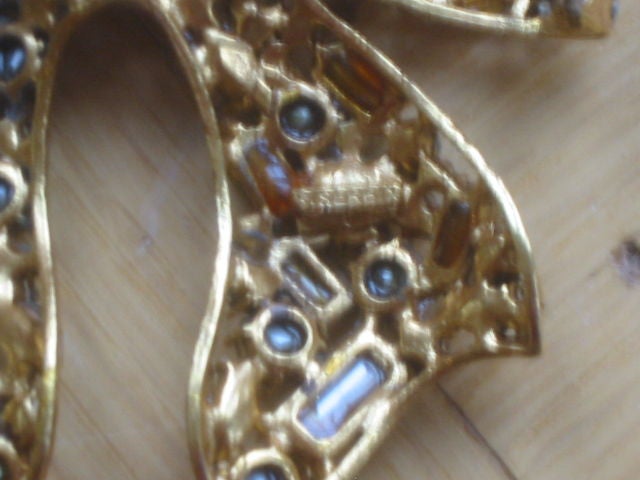 Large 1980's Jeweled Bow Pin R. Serbin 2
