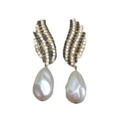 Vintage Diana Vreeland
s Favorite Earrings R. Serbin 1983