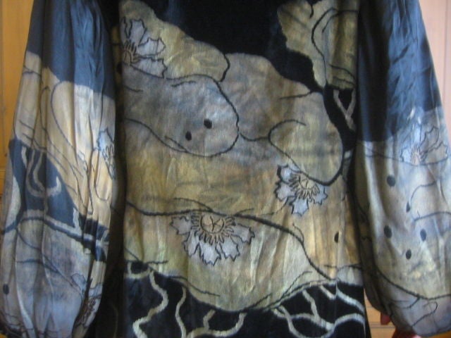 Amazing Vintage 1920's Velvet Art Nouveau Print Jacket from <br />
MONACI MARIA GALLENGA<br />
<br />
Monaci Maria (1880-1944). Painter and designer of textiles and clothes. Her fame is linked to the invention of a technique for printing textiles