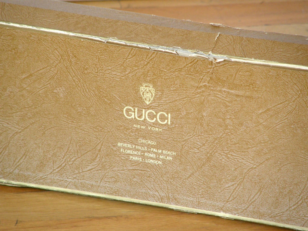 Gucci Umbrella with Bamboo Handle 3