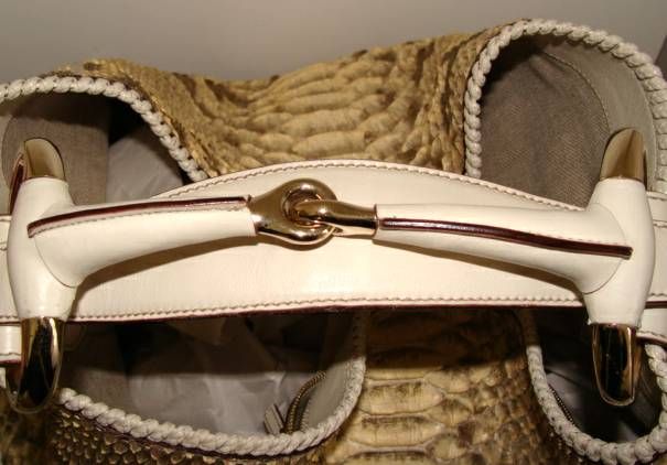 Gucci Snakeskin Hobo bag in Pearl and Metallic Python 4