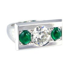 Retro Diamond and Emerald Ring Retro Diamond and Emerald Ring