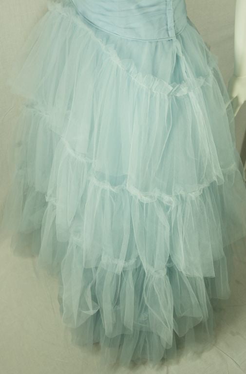VINTAGE 1940-50's SHELF BUST BABY BLUE TULLE PARTY WEDDING DRESS For Sale 1